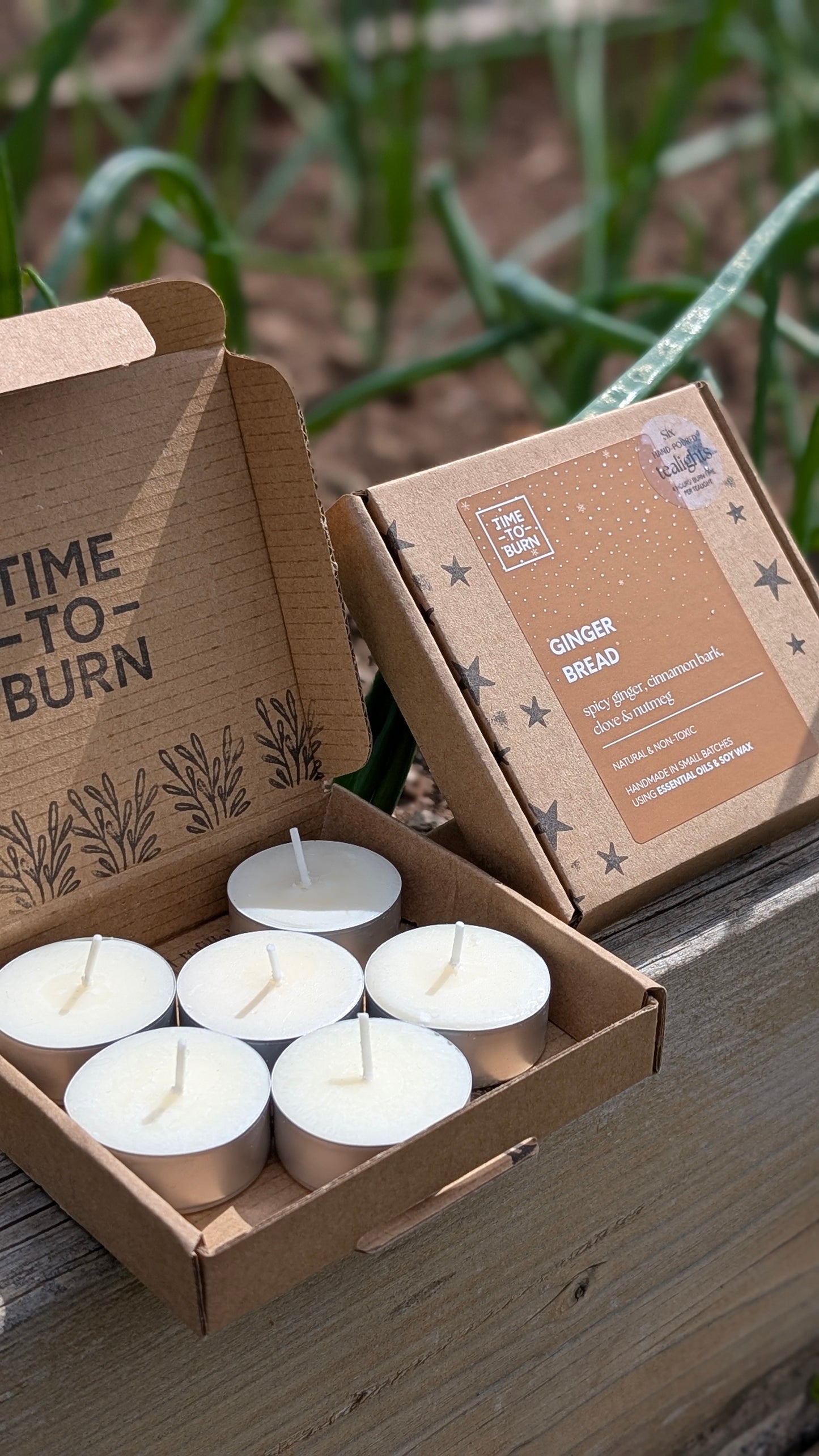 Gingerbread Tealights - Ginger, Cinnamon Bark, Clove & Nutmeg