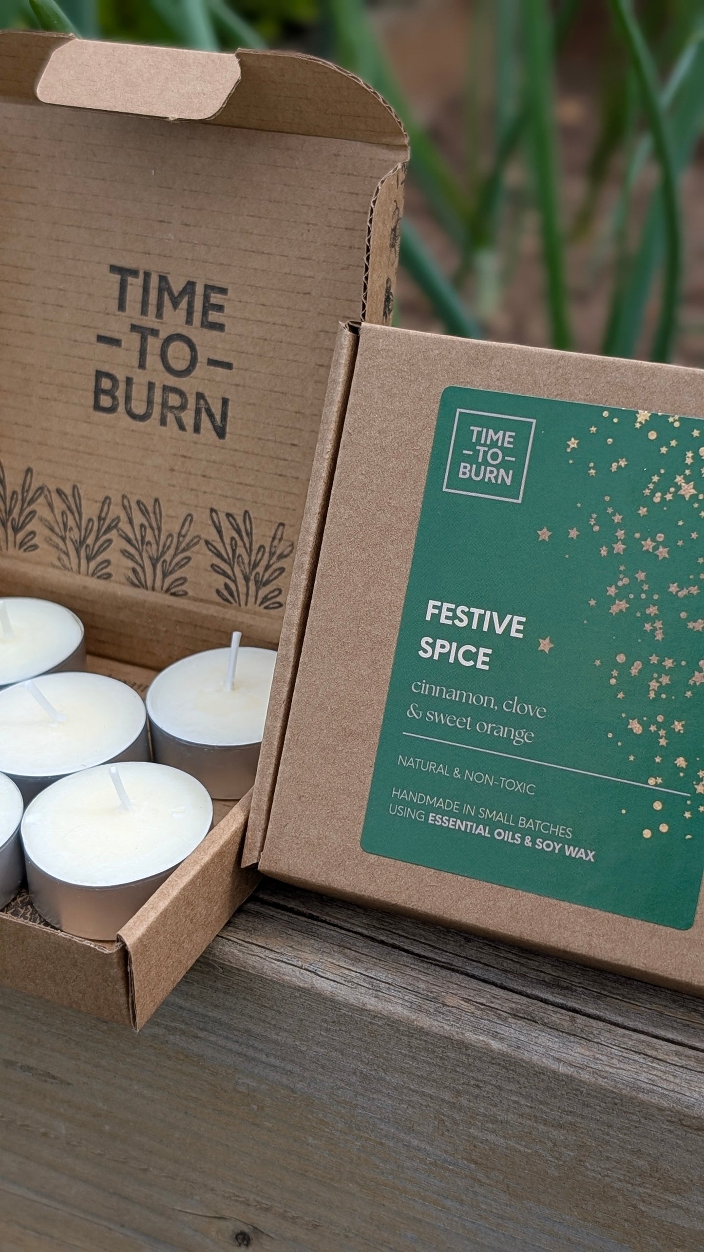 Festive Spice Tealights - Cinnamon Bark, Clove & Sweet Orange