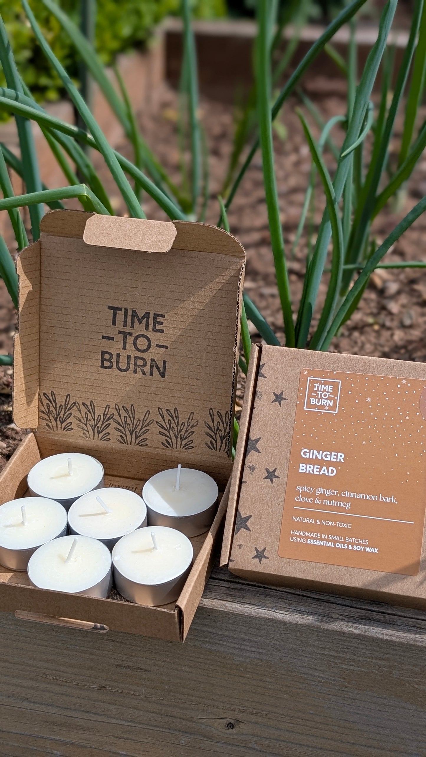 Gingerbread Tealights - Ginger, Cinnamon Bark, Clove & Nutmeg