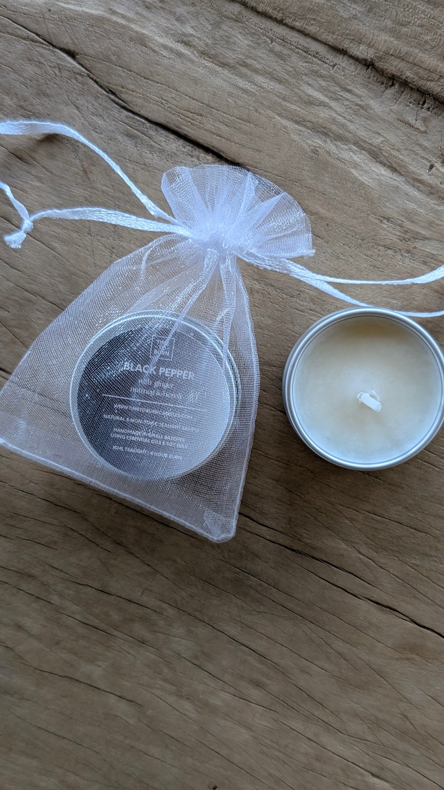 Black Pepper, Ginger, Nutmeg & Neroli Tealights