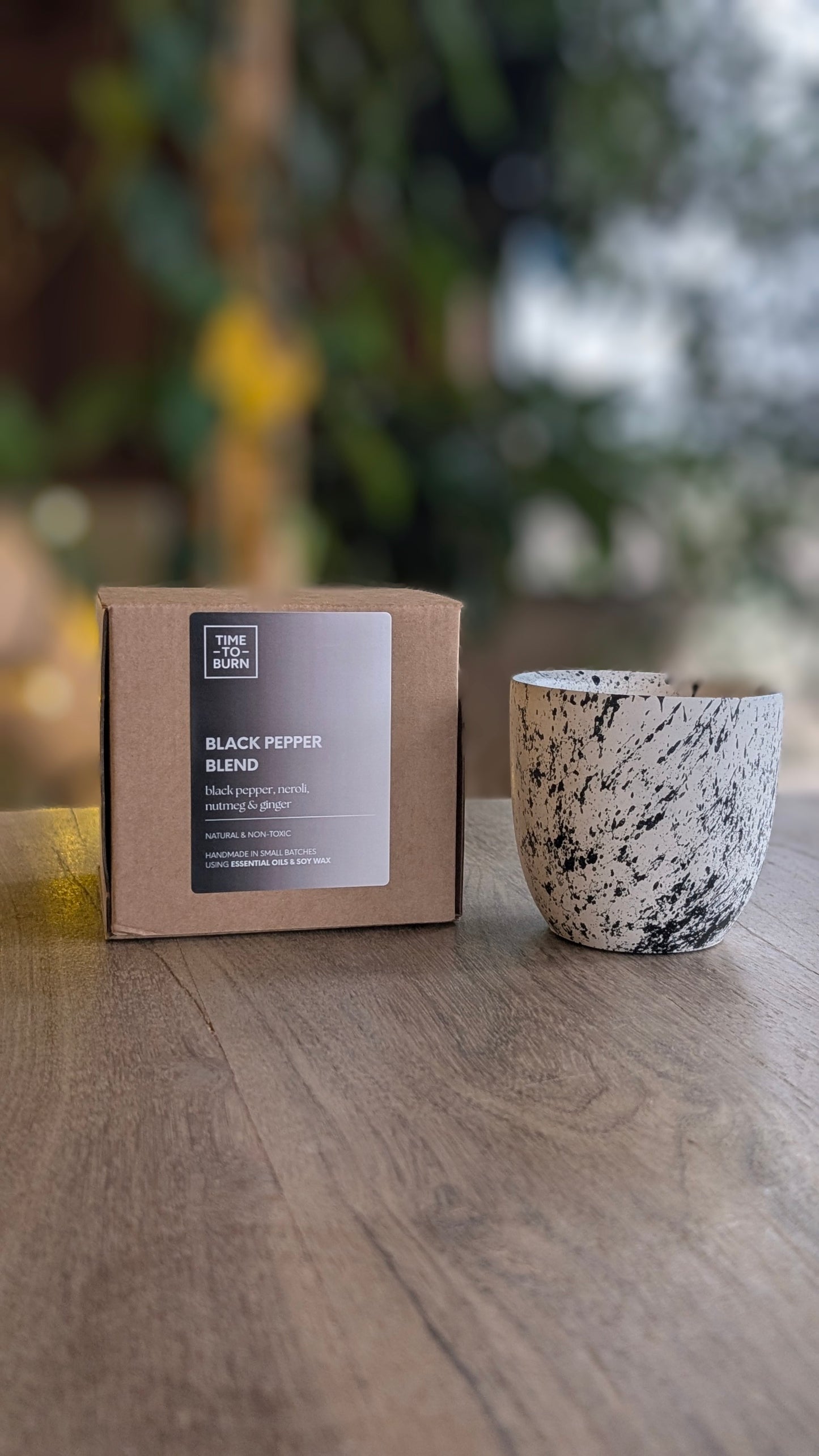 Black Pepper, Neroli, Ginger & Nutmeg, Refillable Amphora Candle - 40 Hour