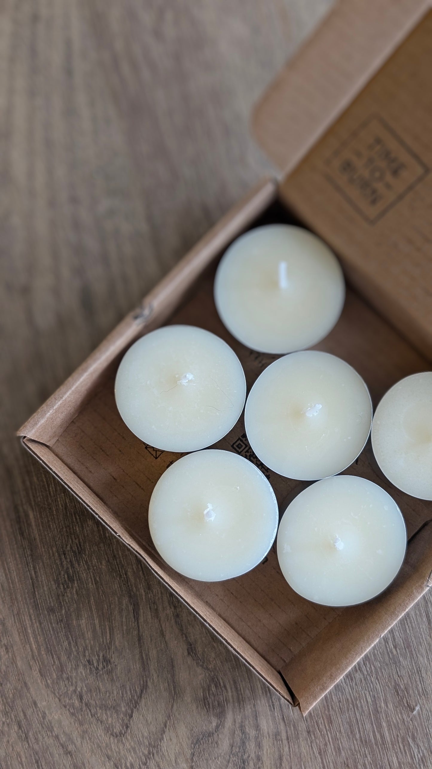 Gingerbread Tealights - Ginger, Cinnamon Bark, Clove & Nutmeg