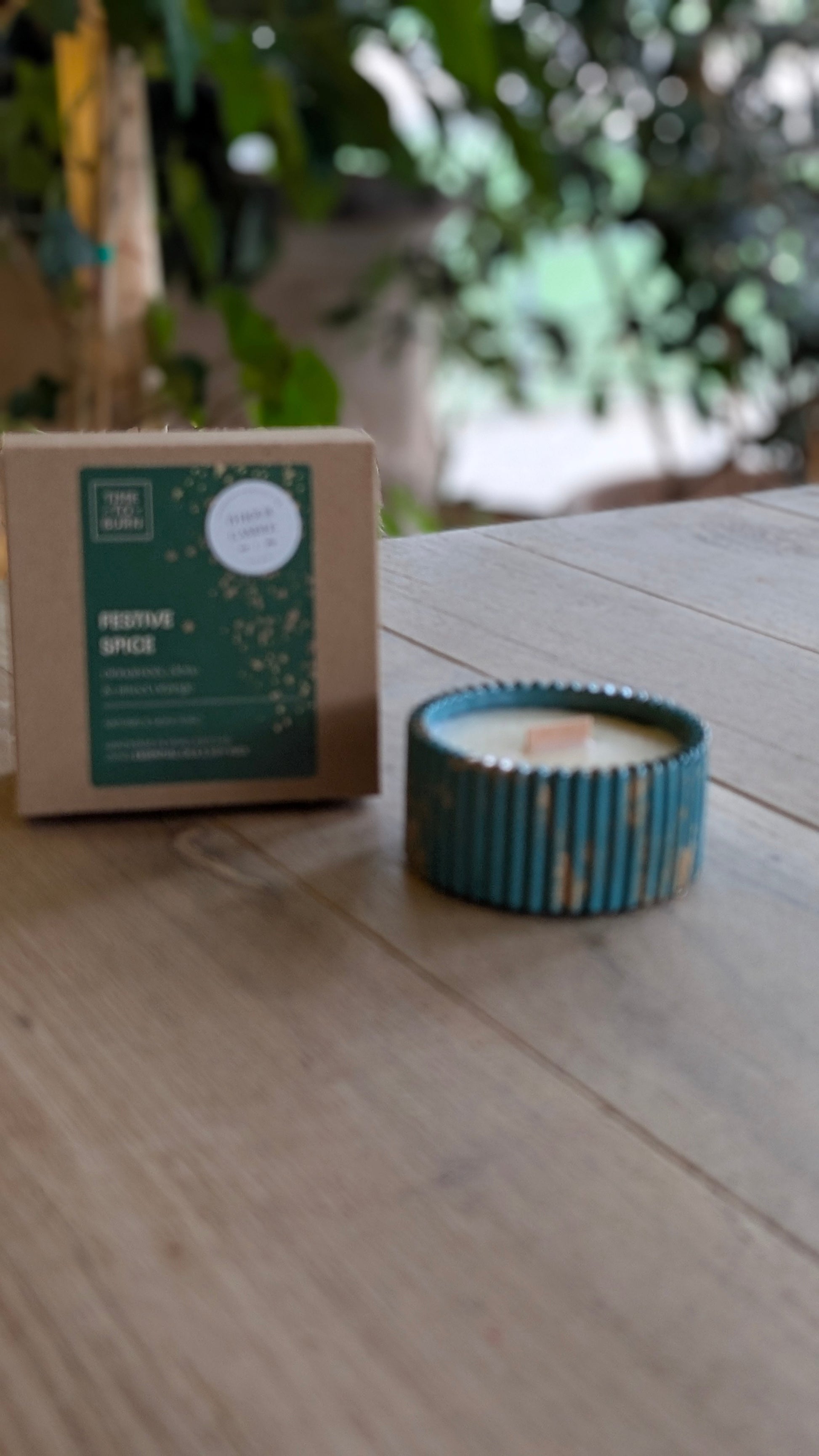 Festive Spice 15 Hour Refillable Candle - Cinnamon Clove & Orange - Candle