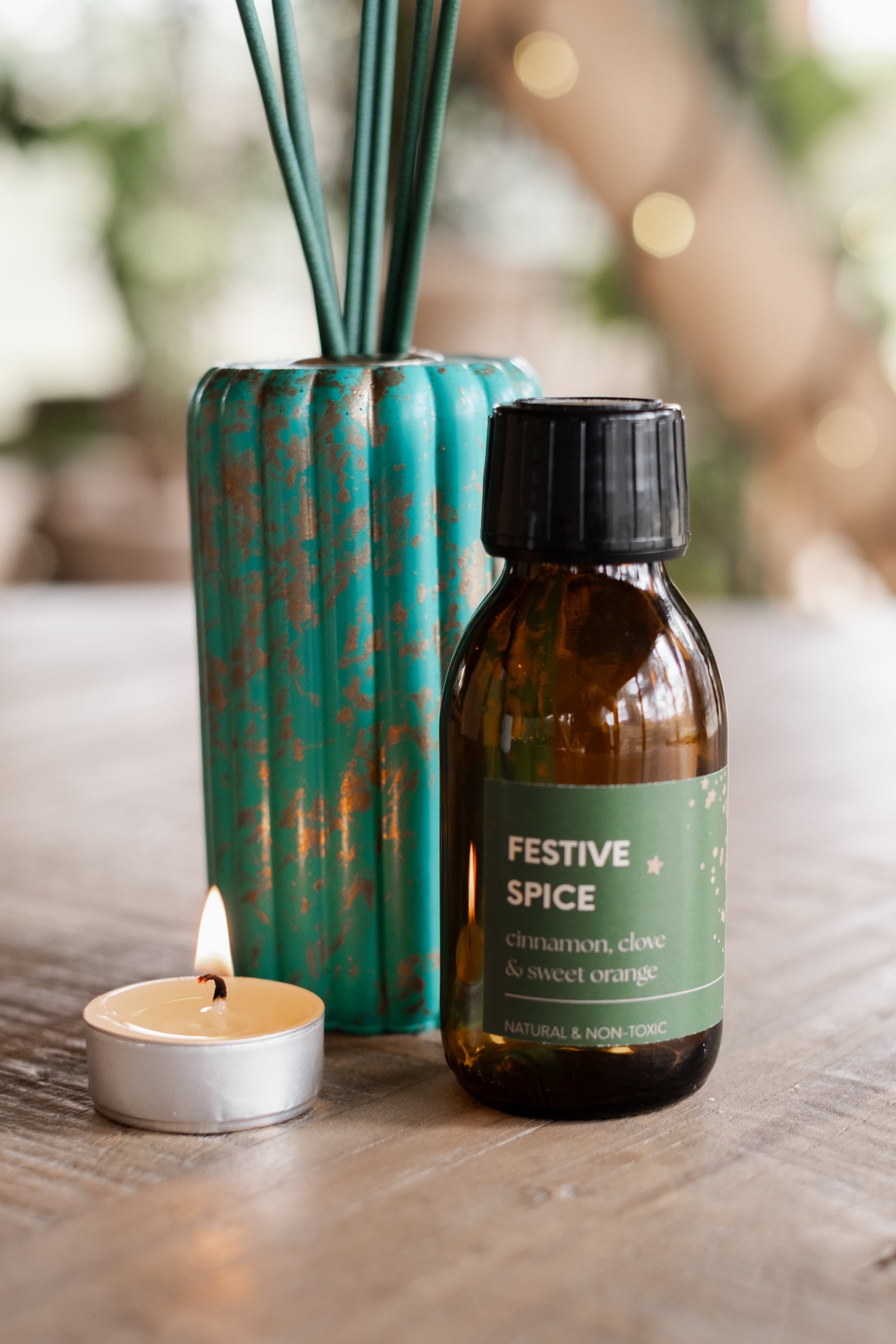 Festive Spice Reed Diffuser - Candle