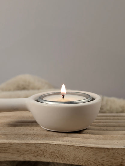 Cream/White Tealight Holder