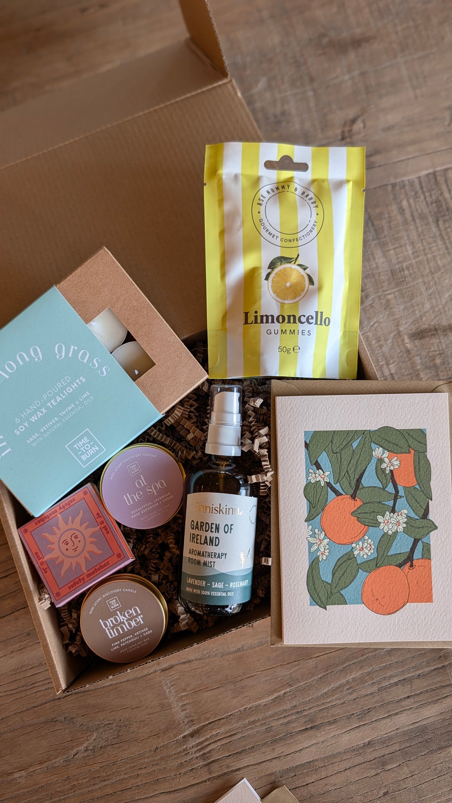 Sweet Sleep Gift Box: Lavender Pillow Spray, Tealights + More