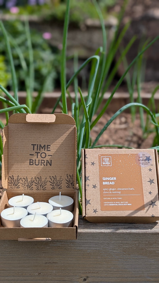 Gingerbread Tealights - Ginger, Cinnamon Bark, Clove & Nutmeg