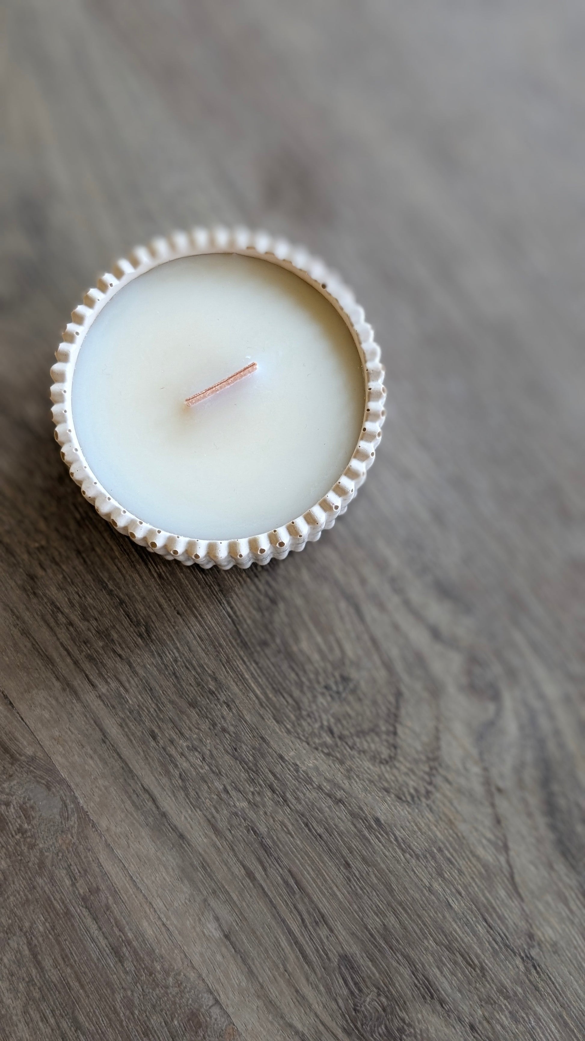 Sandalwood Black Spruce and Sage | Refillable 40 Hour Candle - Candle